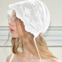 Vente en gros de chapeaux d'été doux pour femmes tricotés au crochet Écharpe triangle Baotou Couvre-chef pour femmes