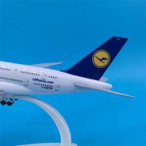 Modelo a Escala 1/400 de Aleación de Zinc de 18 cm del Avión Airbus A380 de <span class=keywords><strong>Lufthansa</strong></span> con Tren de Aterrizaje y Soporte de Exhibición - Product Image 3