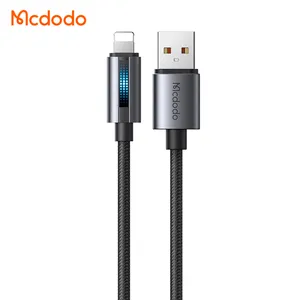 Mcdodo 566 Hot Inquiry Nuevo diseño de lámpara de respiración Nylon Carga rápida Línea de teléfono móvil 3A 2.4A Metal para iPhone Teléfono Auriculares 1,2 m