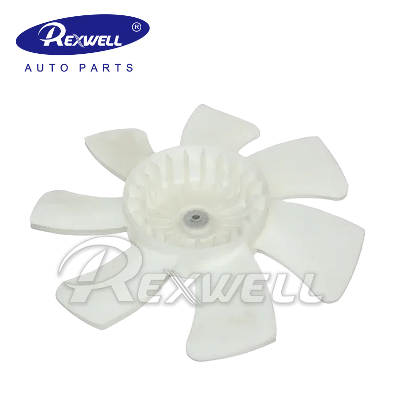 高品質自動車部品 16361-75040 自動車用ウォータータンク ラジエーター