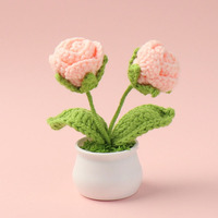 Mini pot de fleurs en fil à double fleur, décoration florale artificielle de bureau, rose au crochet faite à la main en pot