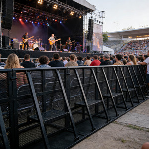 Barrière <span class=keywords><strong>de</strong></span> sécurité métallique pliable robuste pour le contrôle des foules lors <span class=keywords><strong>de</strong></span> concerts, barrière <span class=keywords><strong>de</strong></span> scène et barricade - Product Image 2