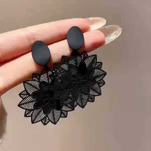 Vintage Elegant Black Flower Drop Earrings For Women 2022 Luxury Ethnic Earring Exaggerated Temperament Gothic Jewelry