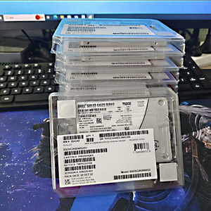 Intel D3-S4520 HS SATA 6Gb 2.5 \ "parte Server interna nuova D3-S4520 Read Intensive SSD con capacità SSDSC2KB960GZ01 di 960GB - Product Image 2