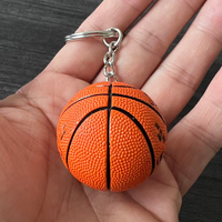 Porte-clés de basket-ball en PVC souple en gros, porte-clés 3D en caoutchouc, maillot de joueurs de l'équipe de basket-ball américaine, porte-clés en forme de maillot, stock important