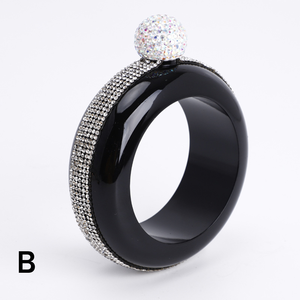 Pulsera con tachuelas de diamantes de acero inoxidable 304, botella de vino portátil de 3,5 onzas, pulsera de botella redonda, botella de vino con tapa de diamante - Product Image 2