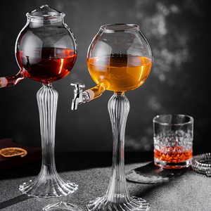 Fontaine de globe d'<span class=keywords><strong>absinthe</strong></span> en verre borosilicate personnalisé tasses à vin de Noël en cristal clair avec conception créative de gobelet à longue tige - Product Image 3