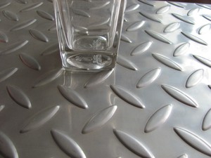 Tôle d'acier inoxydable polie JIS BA de 4x8 pieds, série 300, avec épaisseur personnalisée pour la décoration murale 304 316 310 - Product Image 6