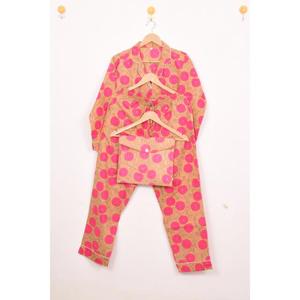 ชุดนอนผ้าฝ้ายลายจุดสำหรับผู้หญิง แขนยาว ปกคอปก ชุดลำลอง 2 ชิ้น - Product Image 1