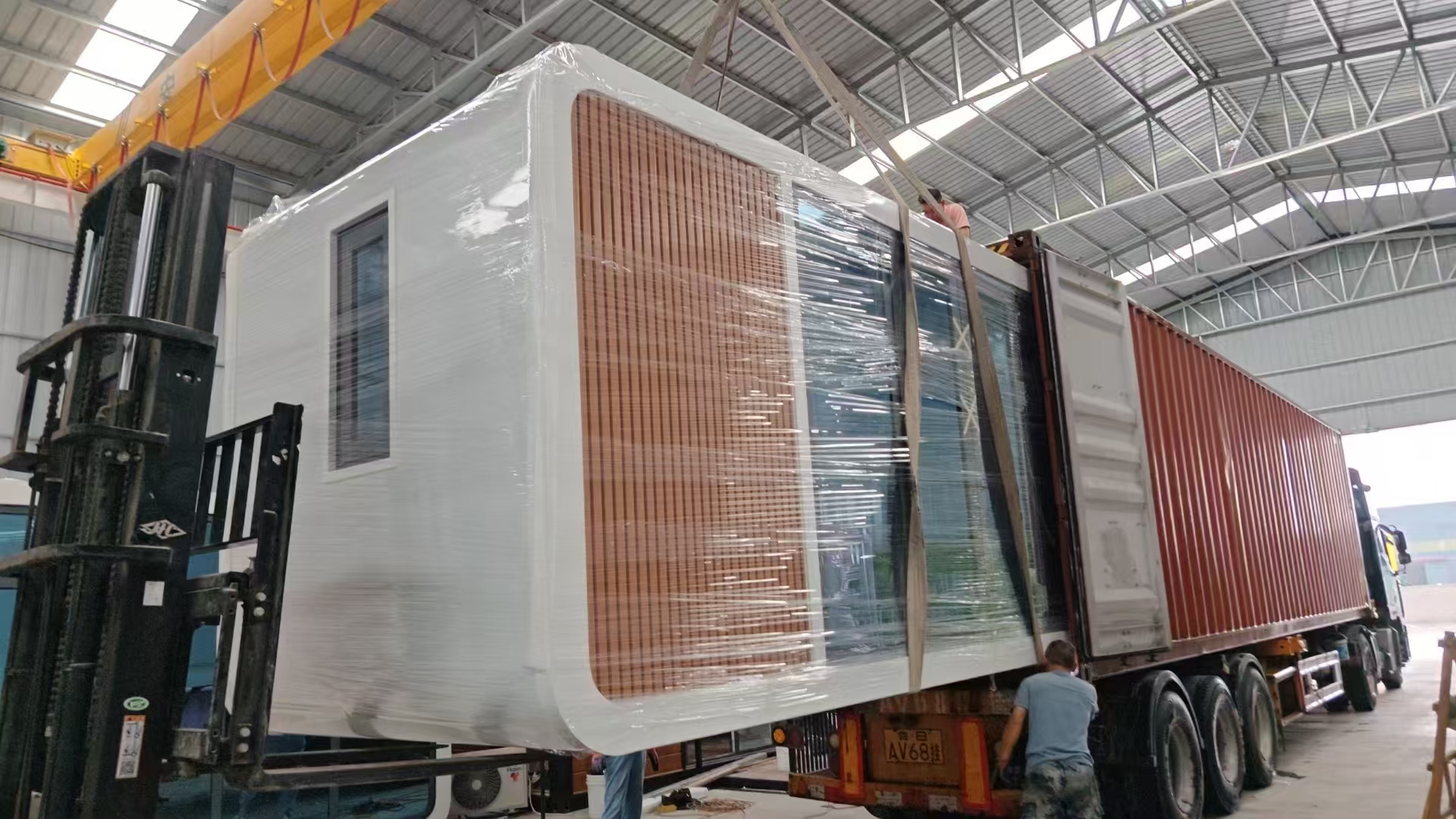 Hotsale China Prefab Container House Space House Capsule Luxury Light Mobile Resort Hotel Portable Mobile House 6