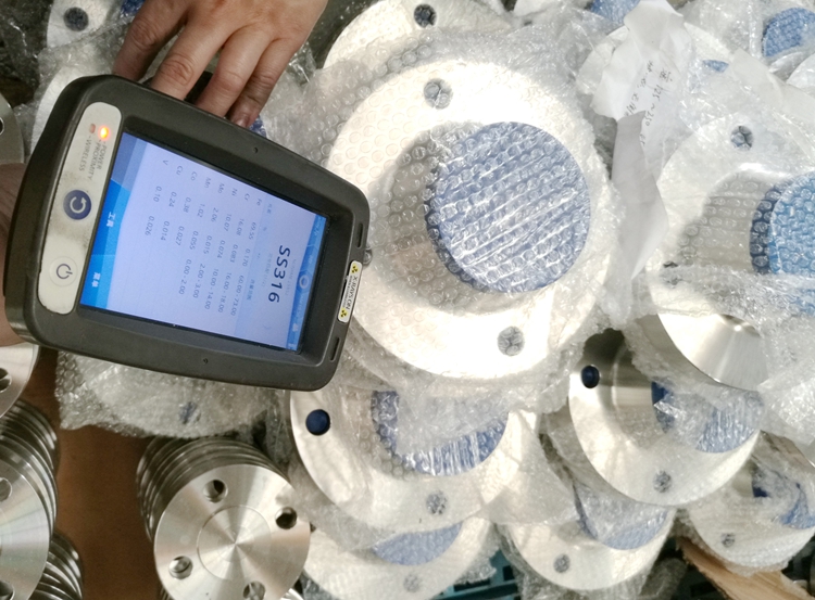 Customize ANSI DIN JIS Stainless Steel 304 316 PL Flange