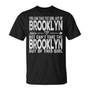 T-shirt unisexe pour adulte Brooklyn Girl, col rond, manches courtes, imprimé en sérigraphie, design New York City - Product Image 1