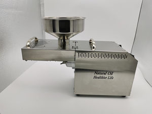 Mini presse à <span class=keywords><strong>huile</strong></span> HJ-P02 pour usage domestique – Extraction d'<span class=keywords><strong>huile</strong></span> <span class=keywords><strong>de</strong></span> graines végétales et <span class=keywords><strong>de</strong></span> copra <span class=keywords><strong>de</strong></span> noix <span class=keywords><strong>de</strong></span> coco pour la production d'<span class=keywords><strong>huile</strong></span> <span class=keywords><strong>de</strong></span> sésame et <span class=keywords><strong>de</strong></span> noix <span class=keywords><strong>de</strong></span> coco - Product Image 3