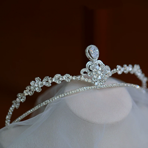 Couronne de Mariage pour Femme, Accessoires Cheveux, Coiffe de Mariée, Bijoux de Cheveux de Fiançailles, Diadèmes en Cristal Scintillants, Diadèmes de Concours, Tiare de Fête - Product Image 1