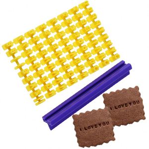 Moule à biscuits personnalisé en gros pour impression DIY, découpeuse à biscuits, lettres et chiffres, tampon de presse alphabet - Product Image 1