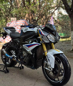 Moto d'occasion de haute qualité 1000cc, moto de rue à <span class=keywords><strong>prix</strong></span> bas - Product Image 1