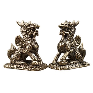 Mano de obra fina Metal Craft Bronce Kylin Kirin Escultura Qilin Estatua - Product Image 1