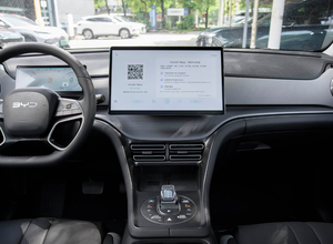 Emballez-vous dans un <span class=keywords><strong>voyage</strong></span> extraordinaire avec <span class=keywords><strong>le</strong></span> BYD Sealion 05 DM-i, hybride rechargeable en stock, conçu pour une vie de <span class=keywords><strong>goût</strong></span> raffiné. - Product Image 4