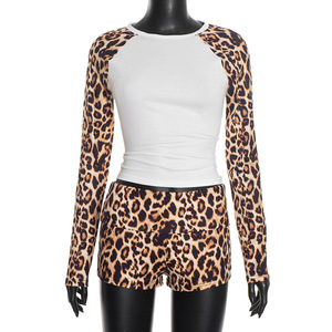 Viviblook Q25ST425 Conjunto de mujer con estampado de leopardo, conjunto de 2 piezas de pantalones cortos sexys de manga larga ajustados para invierno - Product Image 4