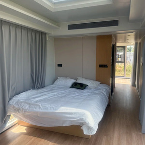 Casa Cápsula Prefabricada Impermeable, Diseño Interior Personalizado, Muebles Completos, Tamaños Personalizables para Campamentos y Hoteles - Product Image 4