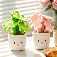 Plante en peluche trèfle à quatre feuilles en pot avec logo personnalisé, jouet en peluche souriant, vente en gros, directement de l'usine, pour cadeau de collègue