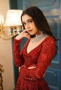 Lehenga Dupatta en Faux Georgette Premium, magnifiquement brodé de sequins lourds, avec travail de Dori doux, Choli orné pour les fêtes - Product Image 5