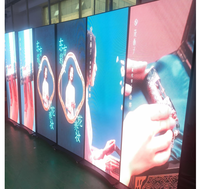 Écran d'affichage LED P2.5 pour publicité extérieure, 640x1920mm, IP65, résistant à l'eau, résolution 4K, lisible en plein soleil