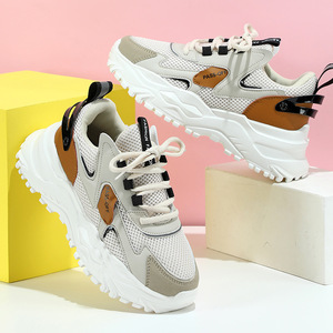Chaussures respirantes et amortissantes, Zapatillas, baskets augmentant la taille, chaussures de tennis décontractées pour femmes, style basket, chaussures épaisses d'automne - Product Image 1