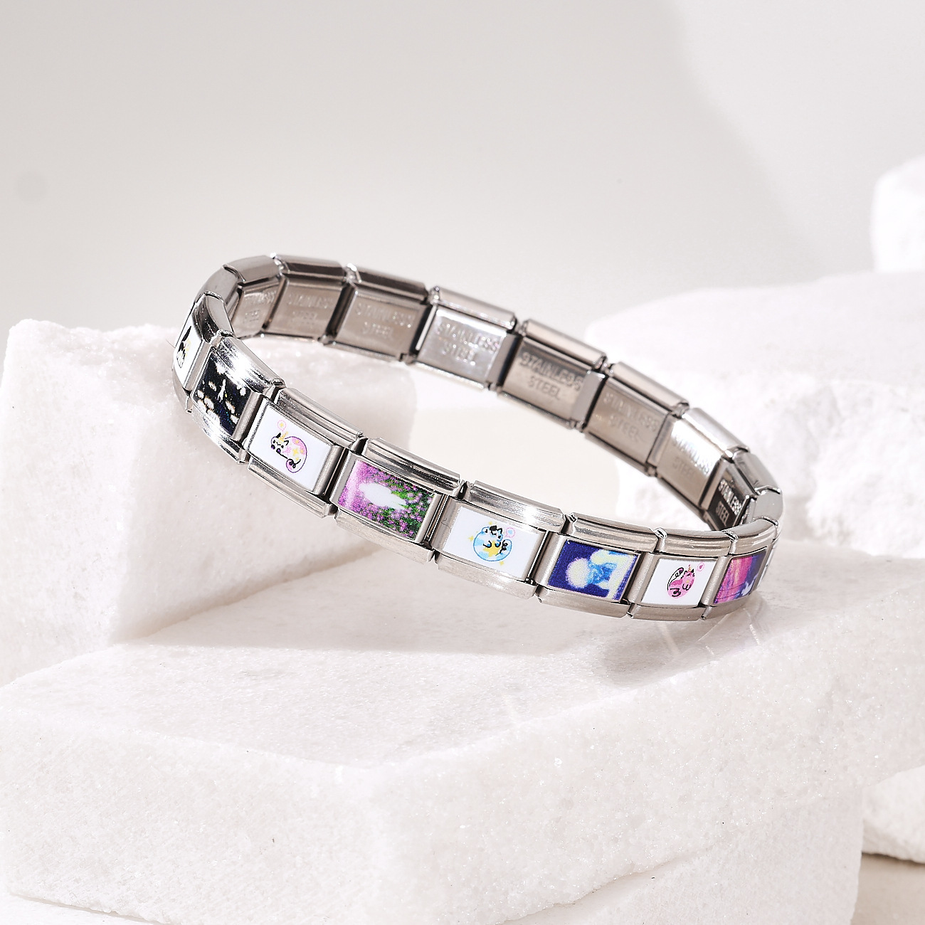 WC17 Silver   18PCS