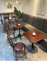 Ensemble de table et de chaises de style américain vintage en bois massif personnalisable, avec structure en métal, pour cafés, snack-bars et restaurants