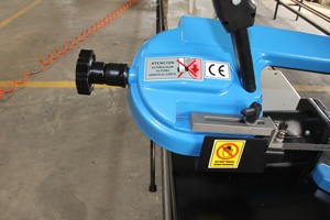 Scie à métaux portative TTMC BS-85, 240 volts, scie à métaux, scie à ruban pour le bois, pour usage domestique - Product Image 4