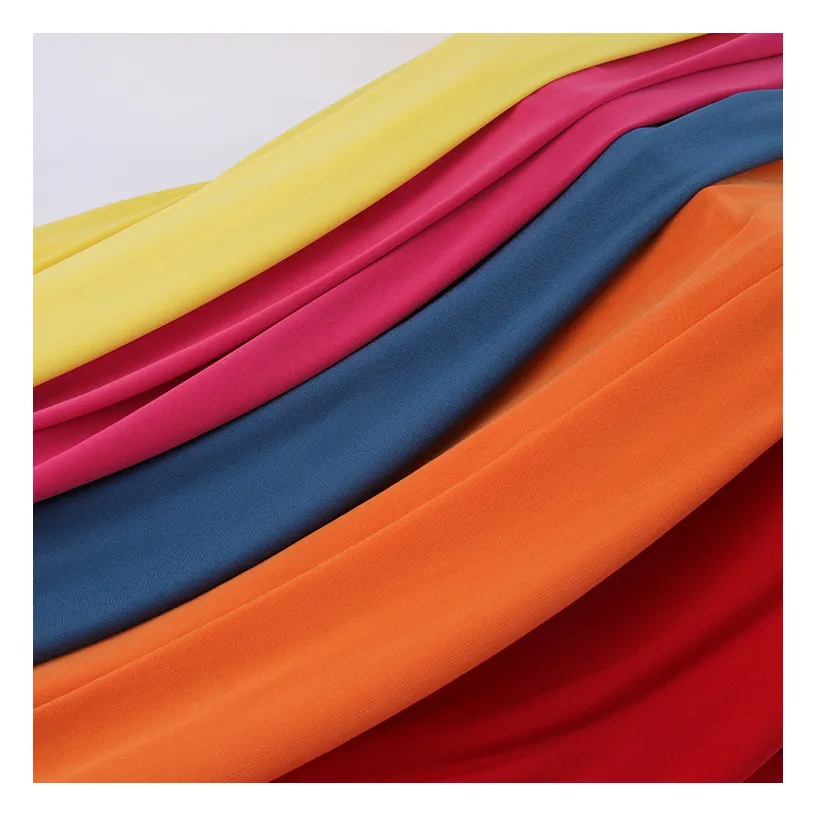 Tissu tricoté à prix compétitif 95% Polyester 5% Spandex absorption d'eau tissu jersey simple pour femmes robe et t-shirt