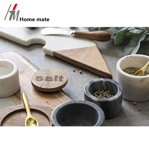 <span class=keywords><strong>Planche</strong></span> à découper artisanale en marbre <span class=keywords><strong>blanc</strong></span> naturel et <span class=keywords><strong>bois</strong></span> d'acacia, en forme de puzzle, pour la décoration et la présentation de fromages - Product Image 5