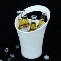 Seau à glace en plastique blanc personnalisé avec logo privé et poignée pour bar, club, seau à vin, seau à glace LED