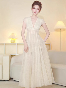 OUDINA Vestidos Casuales de Fiesta Elegantes para Mujer, de Alta Calidad, Corte A, Cuello en V, Espalda Descubierta, Estilo Swing - Product Image 1