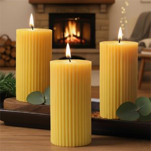 Juego de 3 Velas de Pilar Acanaladas de Cera de Abeja y Parafina Natural Pura, Sin Perfume, de Larga Duración (<span class=keywords><strong>105</strong></span> <span class=keywords><strong>Horas</strong></span>), para Navidad y Hogar, Precio de Fábrica - Product Image 1
