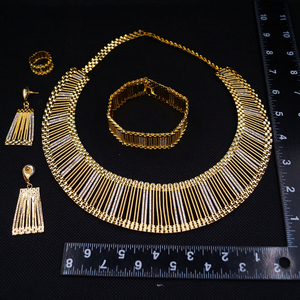 Zhuerrui - Juego de Joyas Italianas de Oro para Mujer, Conjunto de Joyería Fina para Fiesta, Collar Grande de Lujo, HK051422 - Product Image 3