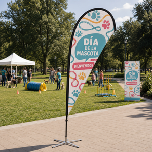 Bandera Gota Personalizada de Poliéster de Doble Cara y Base de Agua para Concesionarios y <span class=keywords><strong>Eventos</strong></span>, Impresión de Logotipo OEM - Product Image 1