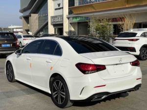 <span class=keywords><strong>Mercedes</strong></span> Benz Clase A 2020 A <span class=keywords><strong>180</strong></span> L Sport Sedán de <span class=keywords><strong>Segunda</strong></span> <span class=keywords><strong>Mano</strong></span>, China 6 - Product Image 5