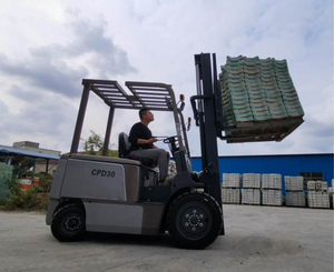 Carrello Elevatore Elettrico YCMG CPD30 da 3 Tonnellate con Batteria al Piombo-Acido, Certificato CE ISO, per Logistica di Magazzino - Product Image 5