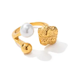 18K gold stainless steel flower core modeling trendy pearl rings