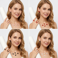 Ensemble Collier Papillon Charmant pour Femme en Acier Inoxydable Plaqué Argent SS925 – Idéal pour le Quotidien, Cadeau Parfait avec Chaîne, Boucles d'Oreilles, Bague et Bracelet
