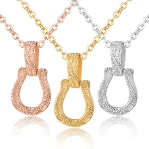 Collana di gioielli in acciaio inossidabile con ciondolo placcato oro a forma di U a tre a forma di U alla moda