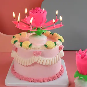 Großhandel handgefertigte mehrfarbige Öffnung Blume Geburtstag Kuchen Kerzen mit Musik rotierendes Lotus-Design frohe Anlässe Muttertag