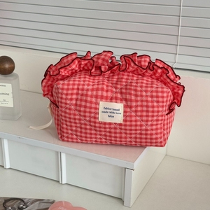 <span class=keywords><strong>Sac</strong></span> <span class=keywords><strong>de</strong></span> maquillage matelassé à carreaux avec bord à volants décoratif grande capacité fermeture éclair coton <span class=keywords><strong>sac</strong></span> cosmétique <span class=keywords><strong>sac</strong></span> <span class=keywords><strong>de</strong></span> maquillage <span class=keywords><strong>de</strong></span> <span class=keywords><strong>voyage</strong></span> pour les femmes - Product Image 4