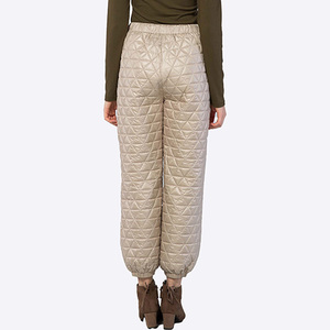 Vente en gros de pantalons de loisirs personnalisés, matelassés classiques pour femmes, pantalons de jogging cargo, pantalons, joggers superposés - Product Image 4
