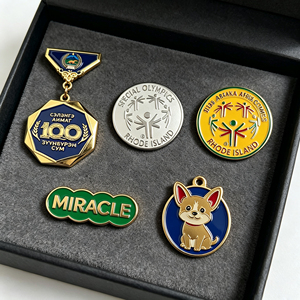 Set de regalo de pines esmaltados personalizados para <span class=keywords><strong>eventos</strong></span>, insignias corporativas al por mayor para aniversarios, colección de broches con logo para agencias de marcas - Product Image 6