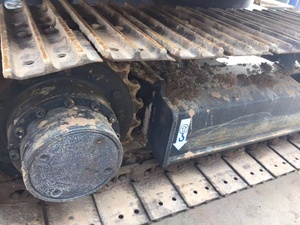 HITACHI เครื่องขุดไฮดรอลิกขนาด7T เครื่องขุดขนาดเล็กที่เชื่อถือได้ ZX70เบรกเกอร์ที่ได้รับการรับรองเครื่องยนต์ Cummins - Product Image 6