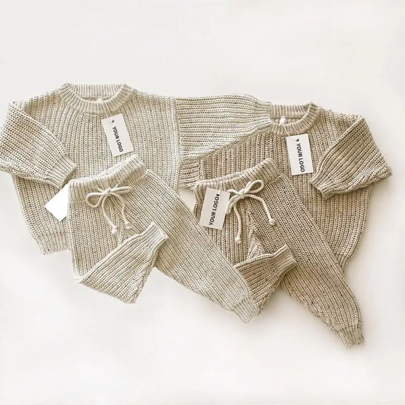 Conjunto de suéteres de algodón con logotipo personalizado para bebé, ropa de invierno para recién nacido, pantalones de punto grueso acanalado, conjunto de punto de manga larga para niños