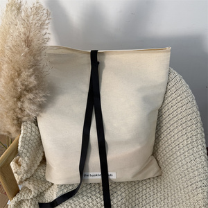 Bolsa de Algodón Enrollable de Primera Calidad para Empaque de Ropa, con Cierre de Cinta, Bolsa de Algodón para Zapatos, Bolsa Protectora contra el Polvo con Etiqueta y Logotipo Personalizado - Product Image 3
